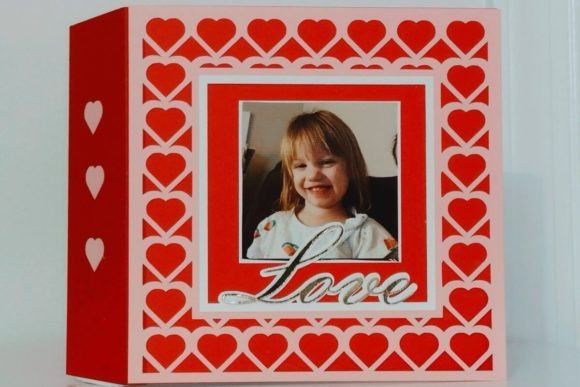 Photo Album: 3D SVG Ornaments for Branding